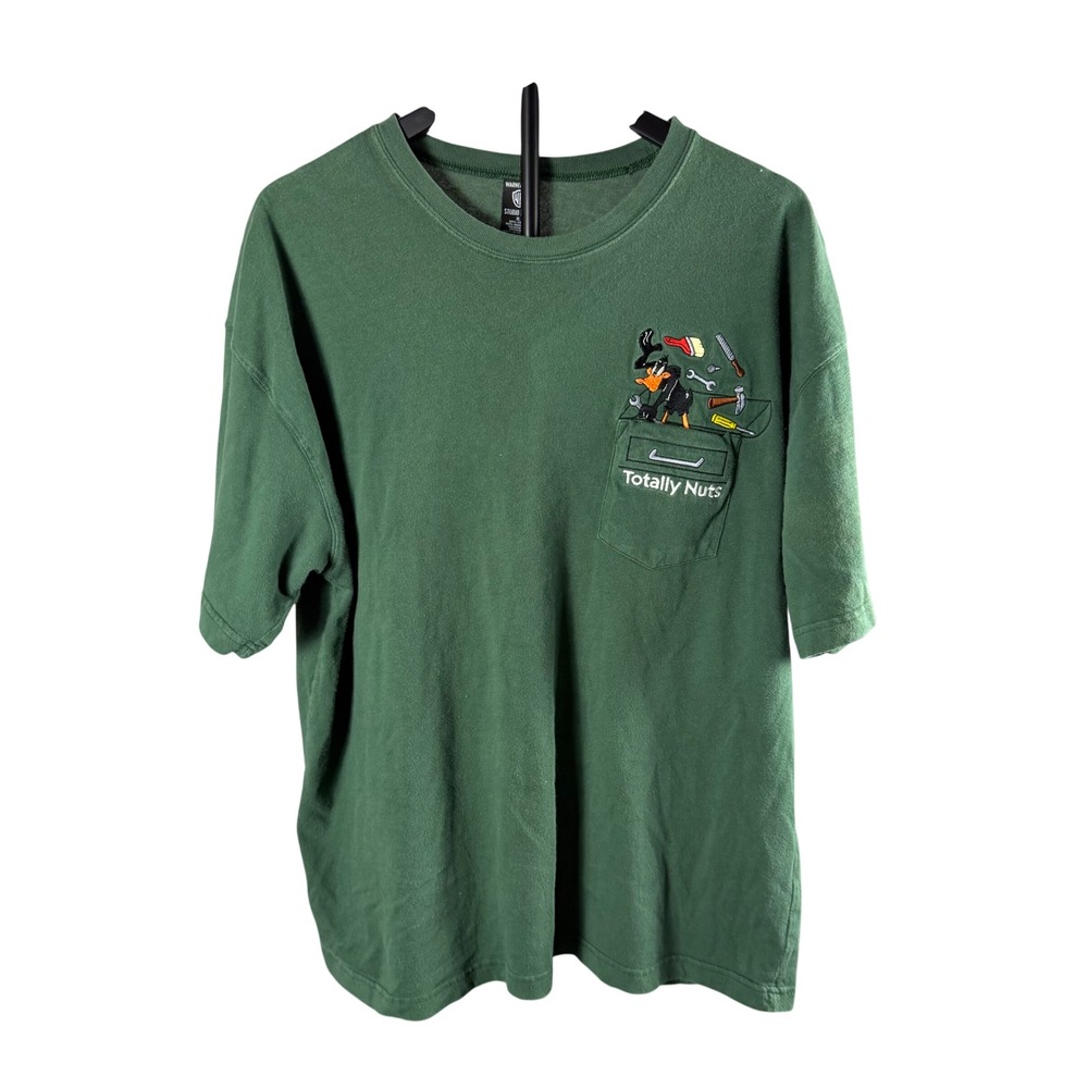 Warner Bros Studio Store Daffy Duck Totally Nuts Pocket T-Shirt Green Mens XL